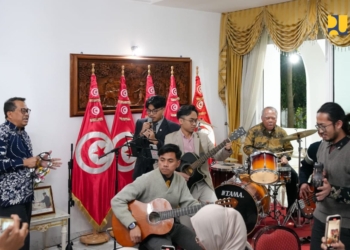 Temui Pelajar Indonesia di Tunisia, Menteri Basuki : Nikmati Proses Belajar