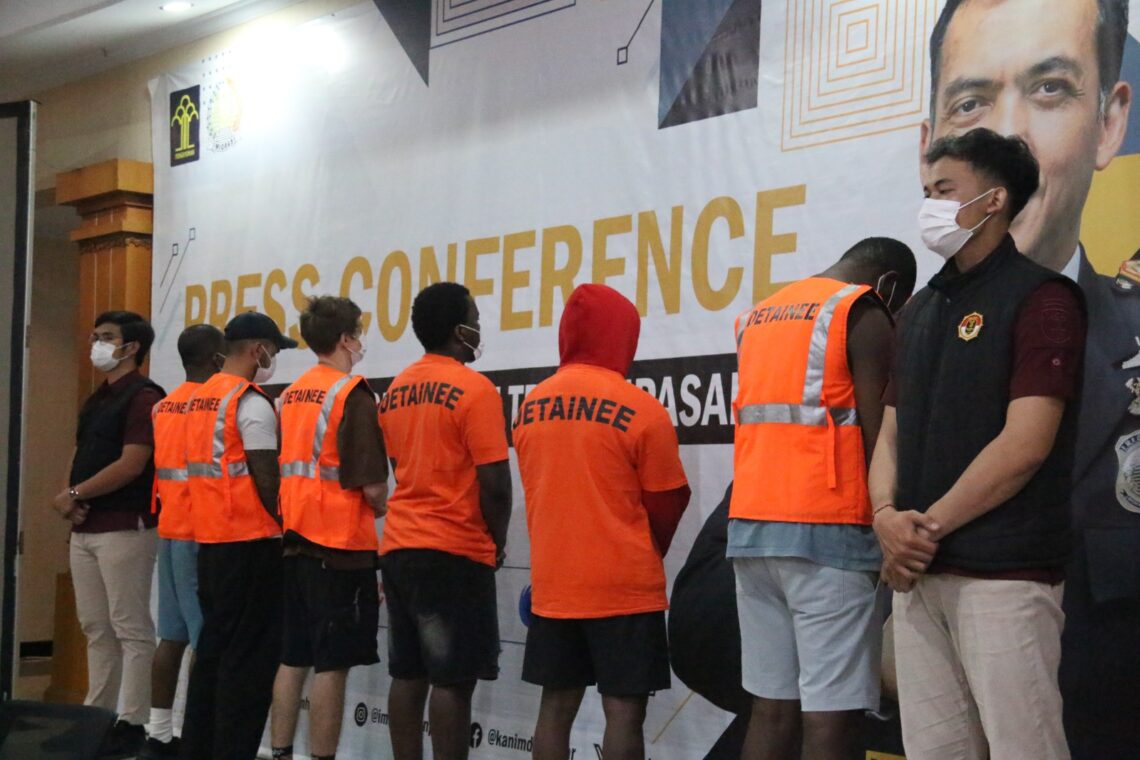 6 WNA Kembali di Amankan Kantor Imigrasi Denpasar Dalam Operasi JAGRATARA