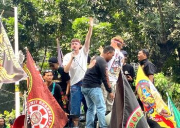 Terpantau Orasi Bersama Demonstran, Dua WN Inggris di Deportasi Kanim Jakarta Pusat