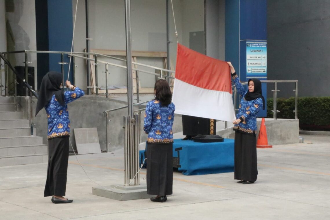 Dharma Wanita Kantor Imigrasi Bekasi Laksanakan Upacara Peringati Hari Ibu Ke-96