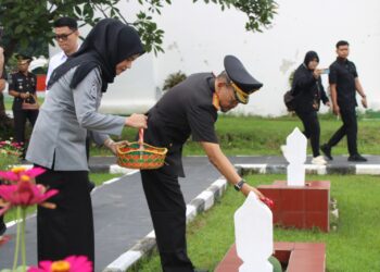 Imigrasi Serang Lakukan Tabur Bunga Dalam Rangkaian Hari Bhakti Imigrasi Ke-75