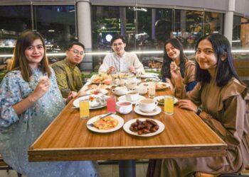 Nikmati Sensasi Buka Puasa Bersama di Sambut Satwa Royal Safari Garden