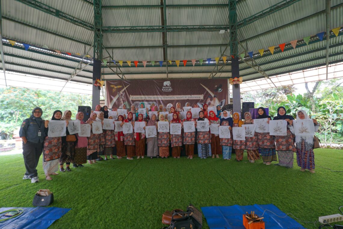 Royal Safari Garden, Rayakan Hari Kartini dengan Mengenal Budaya  Membatik