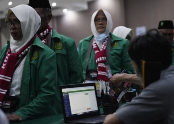 Imigrasi Surabaya Kawal Keberangkatan 36.814 Calon Jamaah Haji selama Mei 2025
