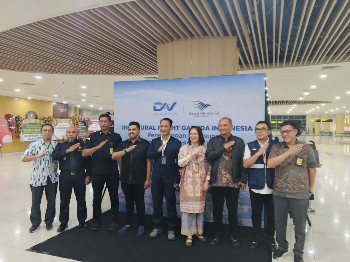 Imigrasi Surabaya Ambil Bagian pada Inaugural Pelayanan Pertama Umrah di Bandara Juanda