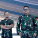WADAN KORMAR PIMPIN KELANCARAN DEFILE PASUKAN PADA UPACARA TRADISI KEHORMATAN MILITER
