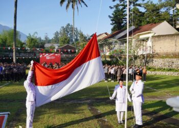 Rayakan Semangat Kemerdekaan 17 Agustus di Royal Safari Garden