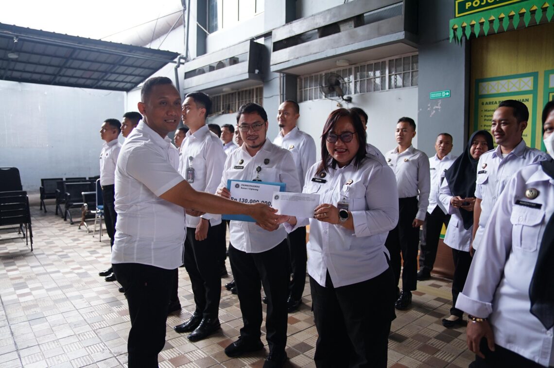 Pegawai Rutan Cipinang Terima Manfaat Kesejahteraan Dari Inkopasindo