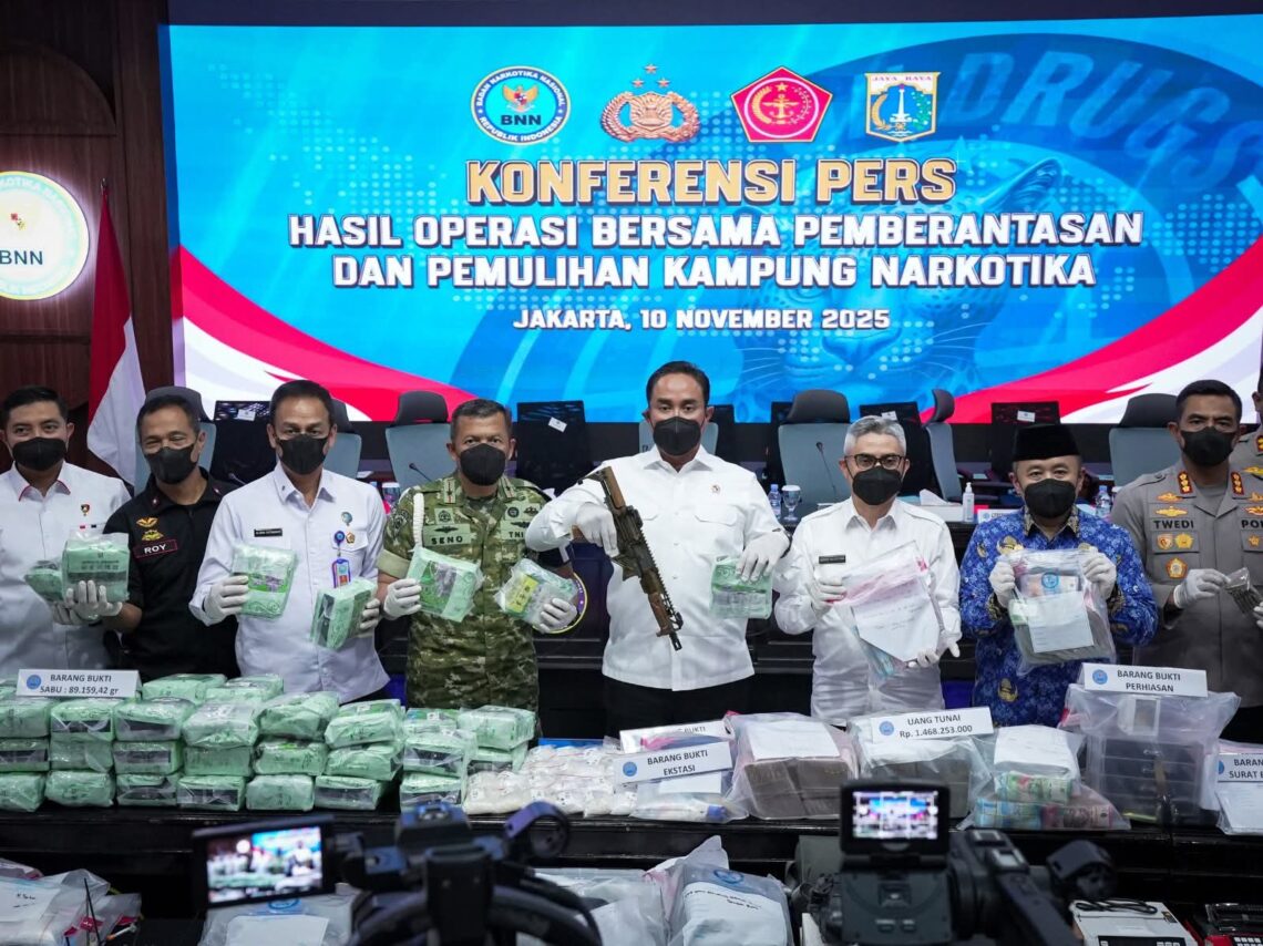 SINERGI BNN-POLRI-TNI-PEMDA DALAM OPERASI BERSAMA PEMBERANTASAN DAN PEMULIHAN KAMPUNG NARKOBA