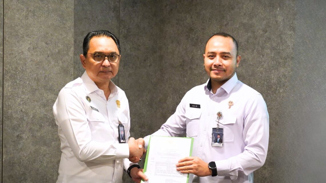 Kepala Kantor Imigrasi Soetta Beserta Jajaran Raih Penghargaan “ANUGRAHA WIRA WIBAWA DHARMESTI” dari Menteri Imigrasi dan Pemasyarakatan RI