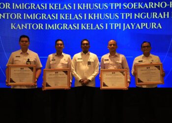 Imigrasi Ngurah Rai Menerima Penghargaan Pada Rapat Koordinasi Direktorat Tempat Pemeriksaan Imigrasi 2025