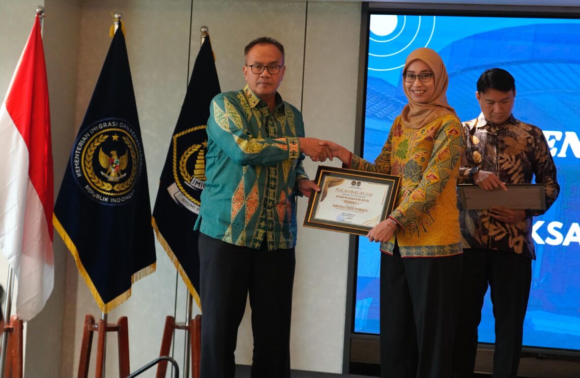 Imigrasi Surabaya Raih 4 Penghargaan Kinerja Terbaik pada Capaian Kinerja TA 2025