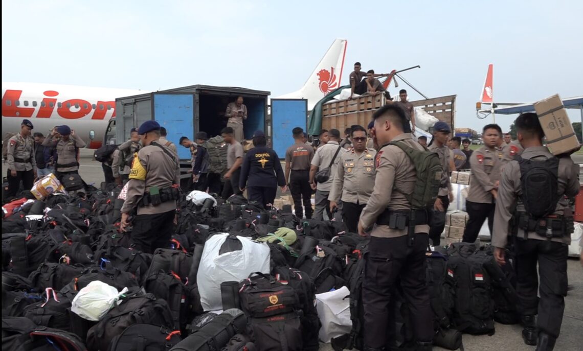 Misi Kemanusiaan, POLRI Kirim Bantuan Logistik Dan Petugas Ke Lokasi Terdampak Aceh, Sumut Dan Sumbar
